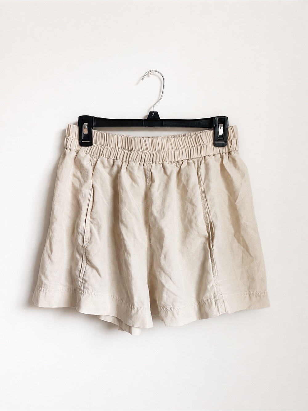 By Together Linen Tencel Flowy Shorts Beige